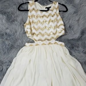 Forever21 gold white chevron chiffon dress